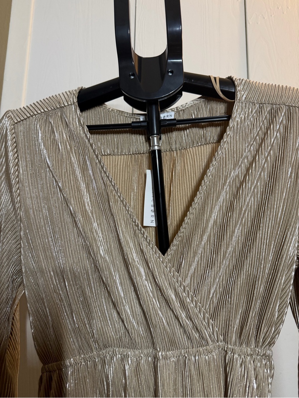 Baltic Born Metallic Taupe Pleated Long-Sleeve Maxi Dress - Picture 2 of 4